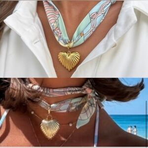 NWT ⚜️🩵⚜️ Gemelli Gorgeous Adjustable Satin Scarf Necklace with Heart Pendant